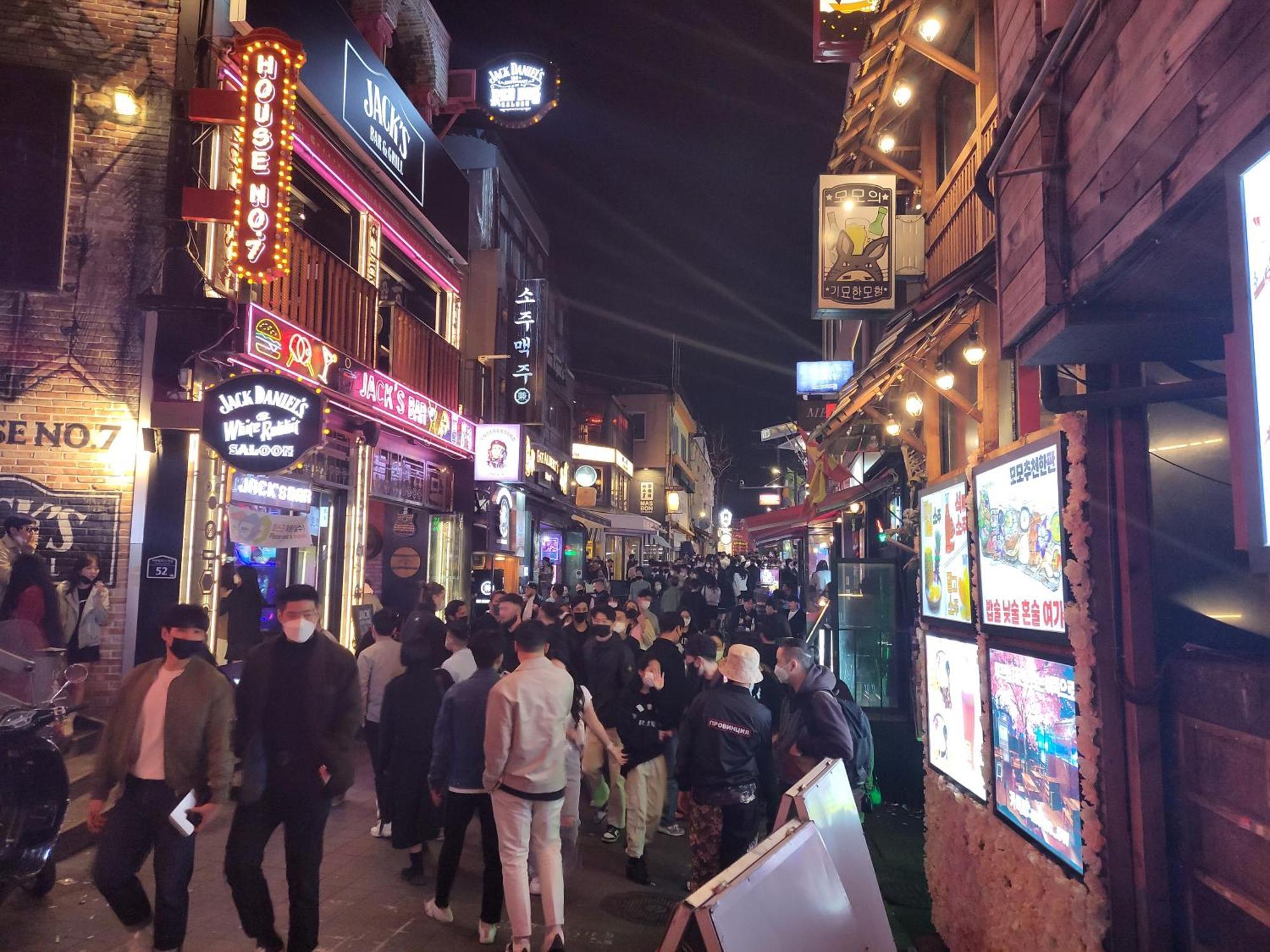 On The Main Street Of Hbc #4 Villa Seoul Eksteriør billede